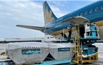 Vietnam Airlines miễn phí vận chuyển 7,2 tấn vaccine và vật tư tiêm chủng Covid-19